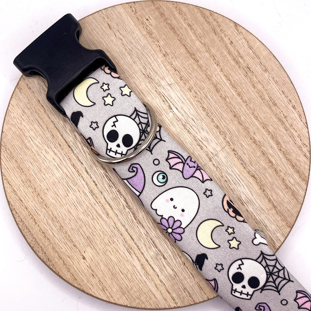 Dog Collar/ Cutesy Halloween Dog Collar/ Cute Ghosts Dog Collar/ Halloween Dog Collar/ Spooky Dog Collar/ Fabric Dog Collar